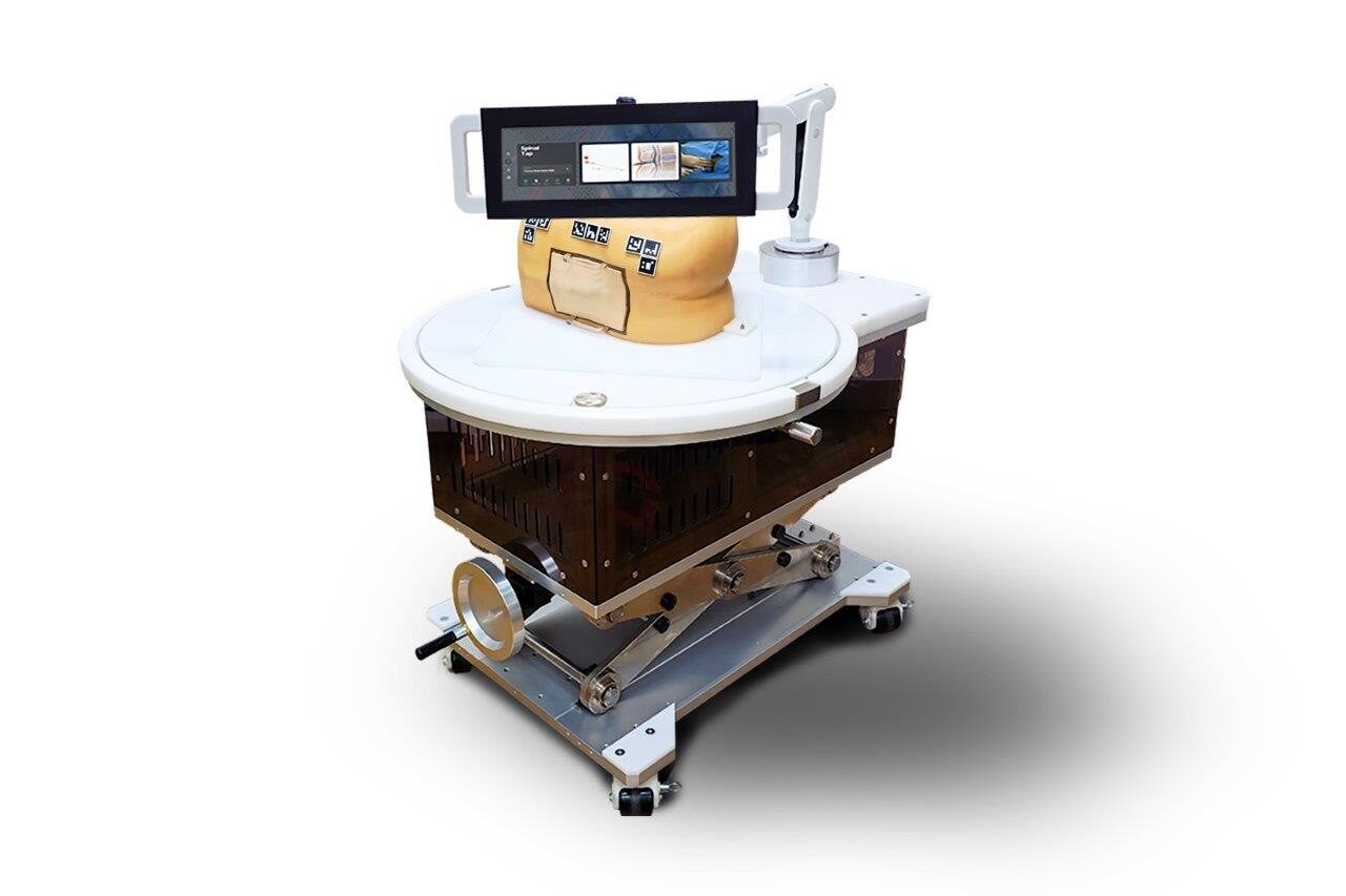 ARTIS (AR Training for Intervention & Surgery)