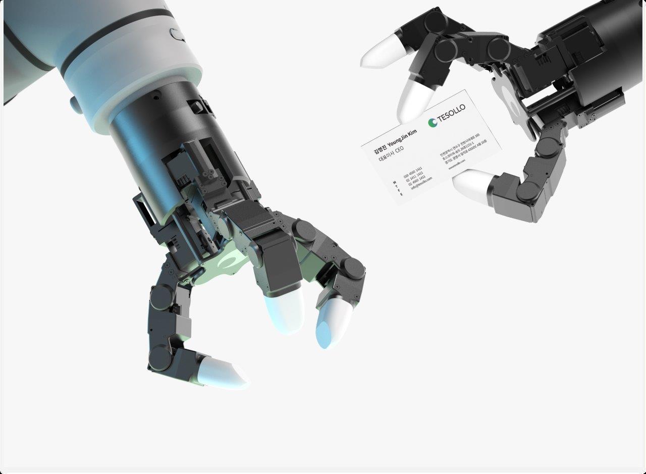 DG-3F05: Advanced robotic hand with human-like dexterity for gripping and assembly.